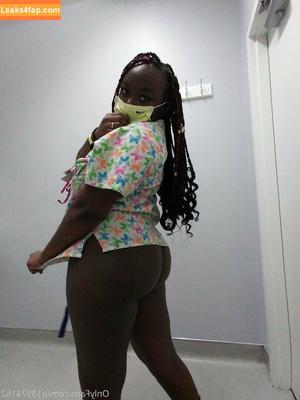 girlyvixxxen фото #0167