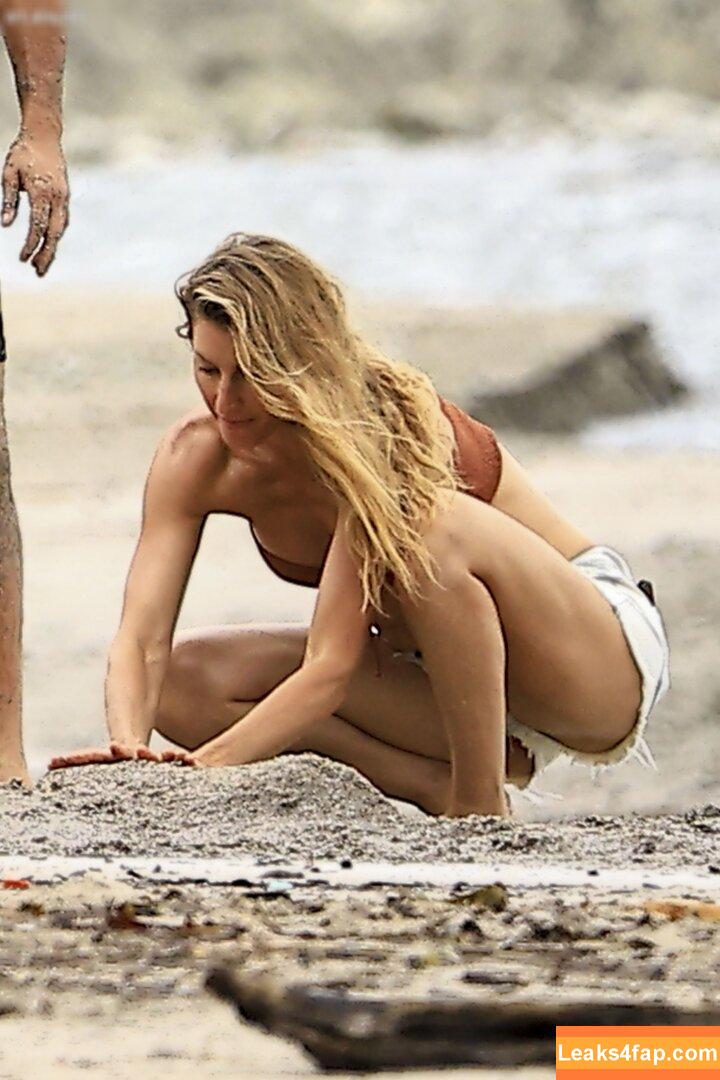 Gisele Bündchen / gisele / giseleofficial leaked photo photo #0241