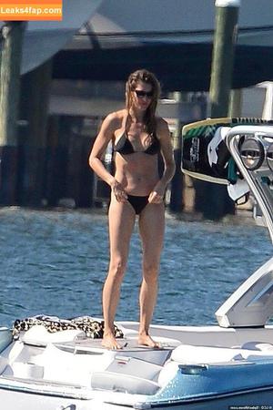 Gisele Bündchen photo #0027