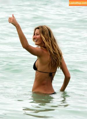 Gisele Bündchen фото #0060