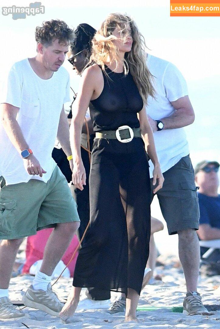 Gisele Bündchen / gisele leaked photo photo #0038
