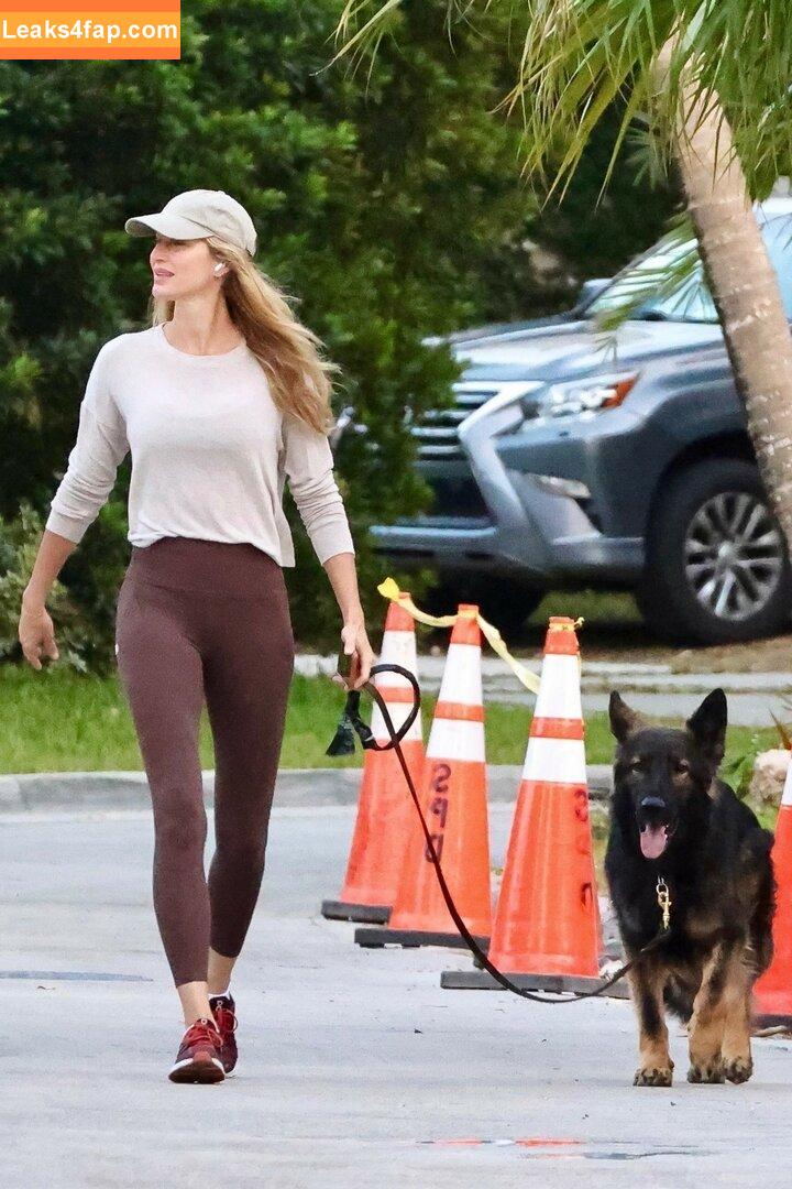 Gisele Bündchen / gisele leaked photo photo #0192