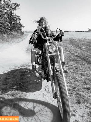Gisele Bündchen photo #0002