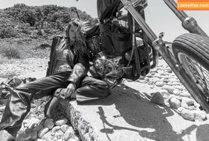 Gisele Bündchen photo #0010