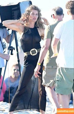 Gisele Bündchen photo #0039