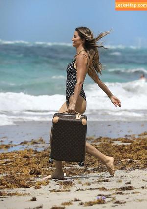 Gisele Bündchen photo #0098