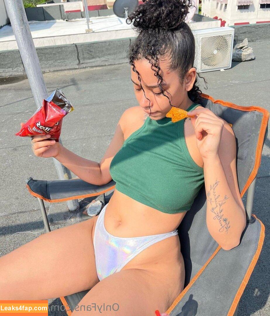 gissel.23 /  leaked photo photo #0017