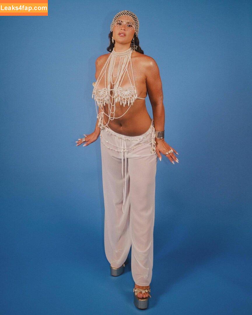 Giulia Costa / giuliacosta слитое фото фото #0067