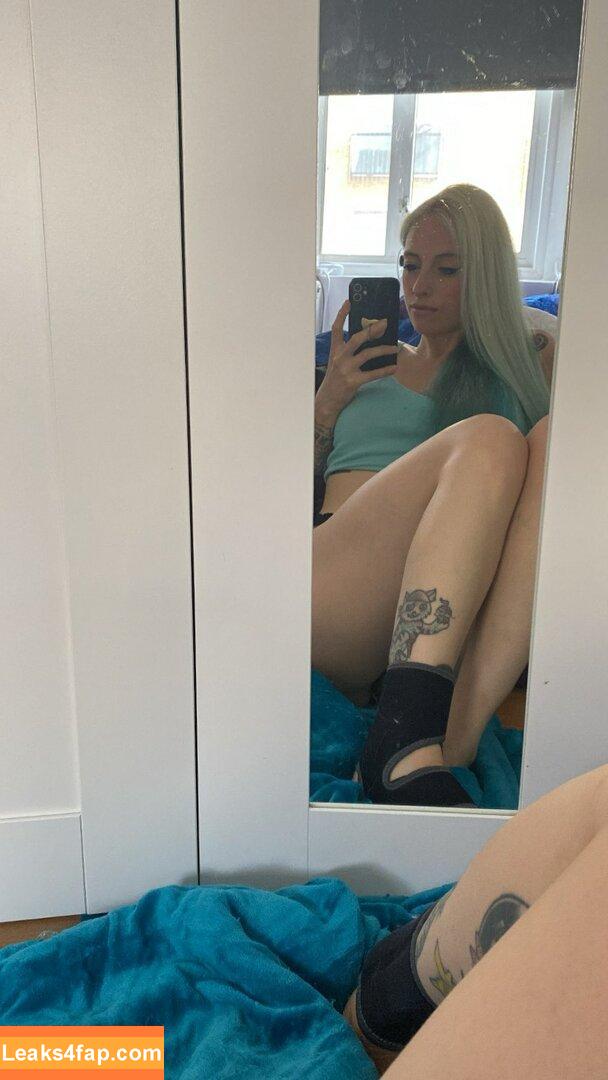 Giulia Henne / giuhenne leaked photo photo #0049