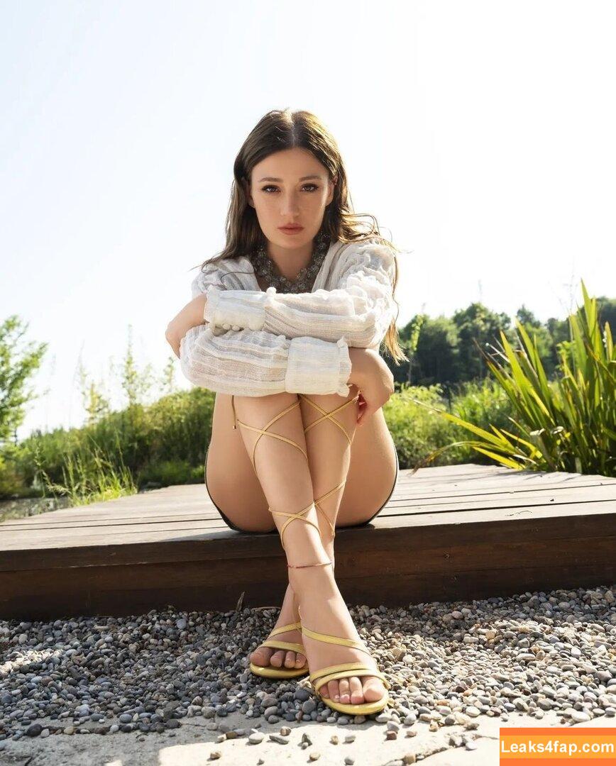 Gizem Karaca /  leaked photo photo #0005