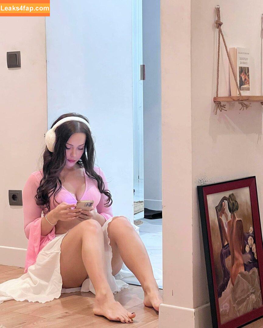 gizemsavagex / gizemsavage.x leaked photo photo #0824