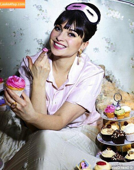 Gizzi Erskine / gizzierskine leaked photo photo #0012