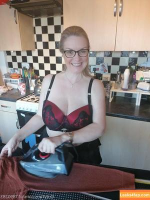 glamgran56 photo #0046