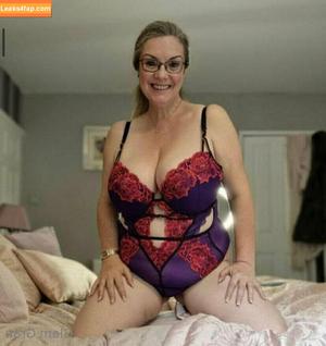 glamgran56 photo #0104