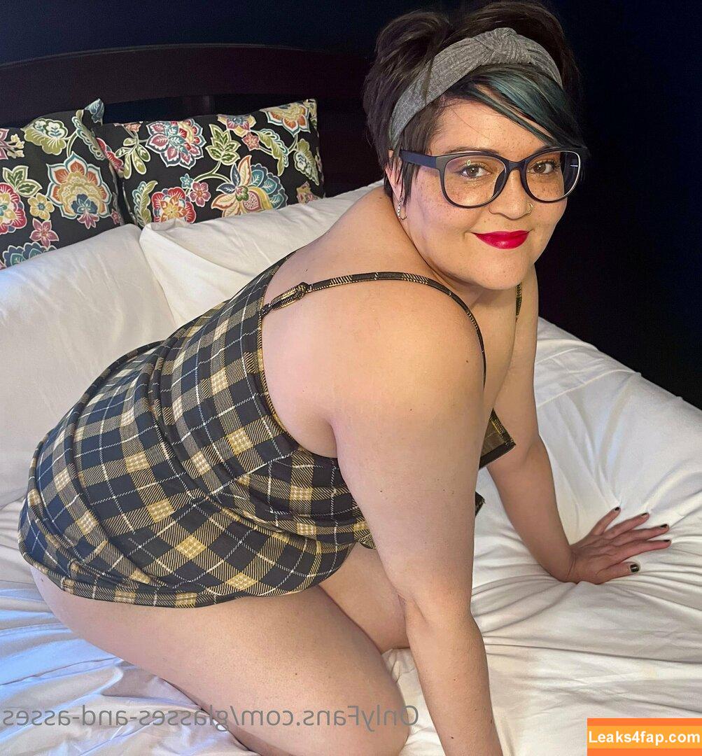 glasses-and-asses / glassesandasses leaked photo photo #0003