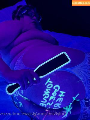 glasses-and-asses photo #0113