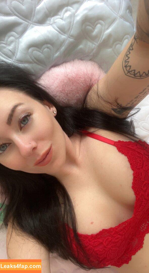 glitterkittten / glitterkitten / glitterkittenx leaked photo photo #0002