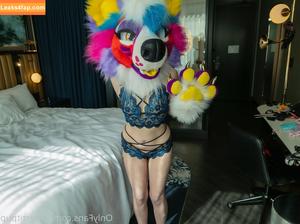 glittertitpup photo #0013