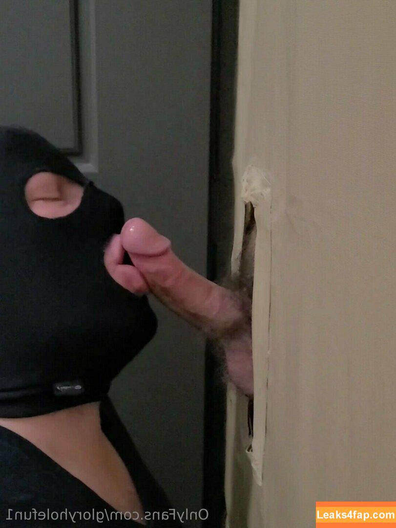 gloryholefun1 /  leaked photo photo #0046