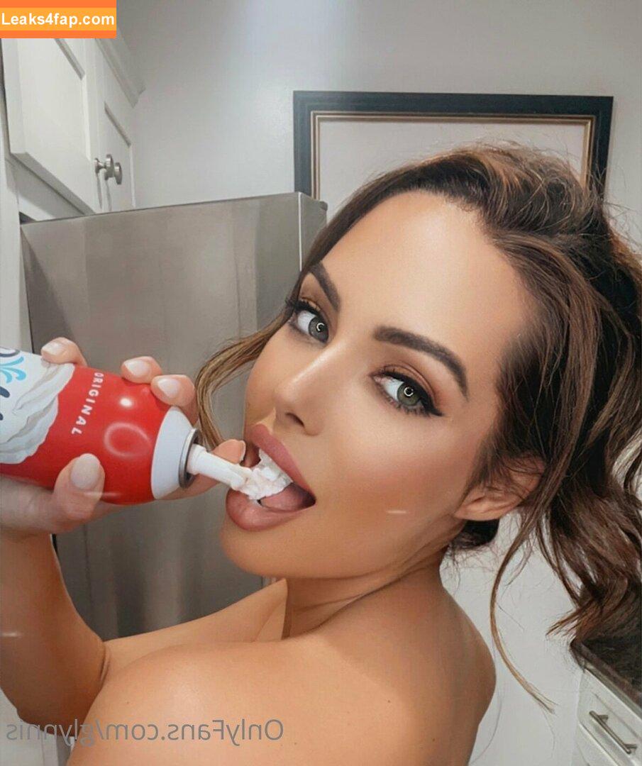 glynnis / glynnis_lyons leaked photo photo #0002