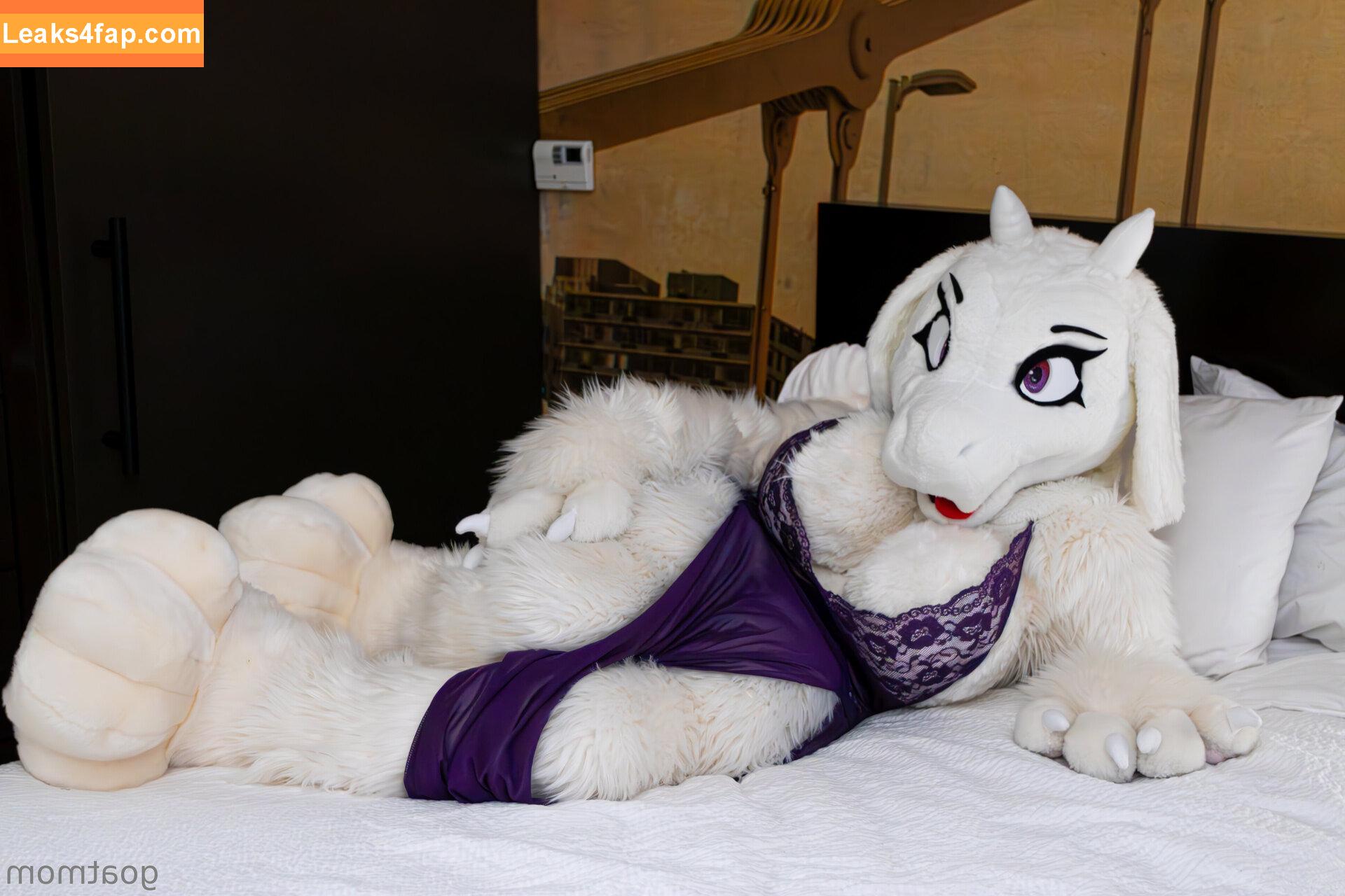 goatmom / goatmomofficial leaked photo photo #0020