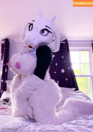 goatmom photo #0007