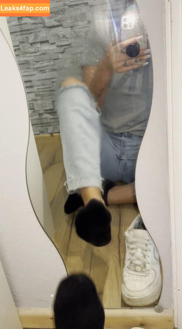 Goddess Mona / ygfoot leaked photo photo #0030