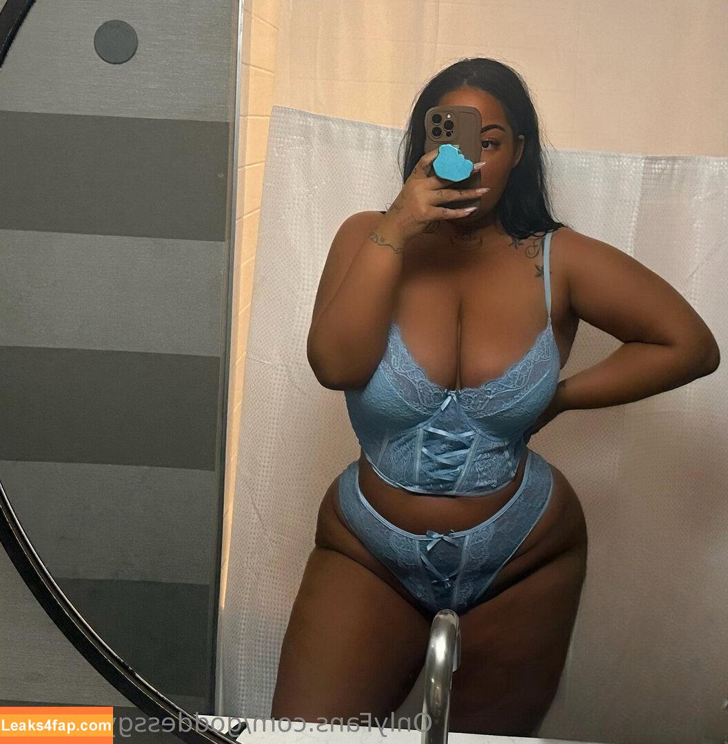 goddessgypsy777 / golden.gypsy.goddess leaked photo photo #0042