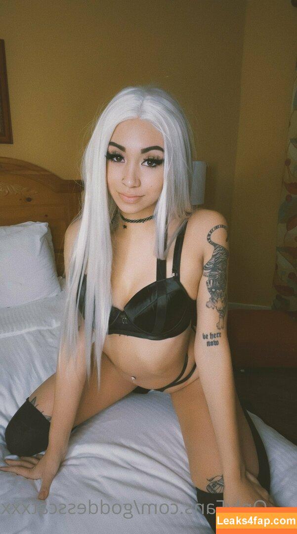 goddessmariaxxx /  leaked photo photo #0008