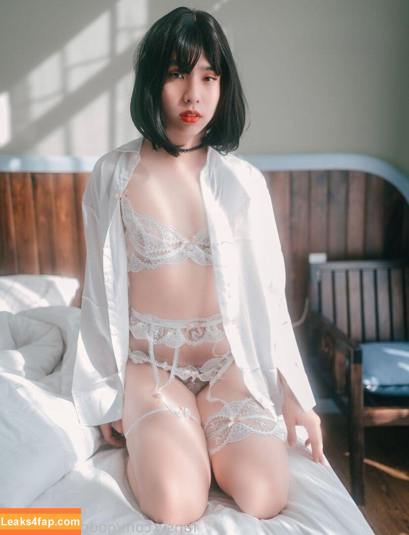 goddessmeimei / goddess.meimei leaked photo photo #0182