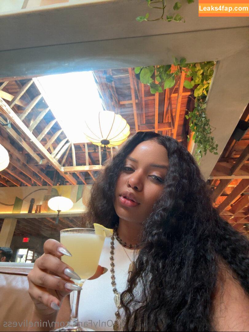 goddessnine /  leaked photo photo #0003