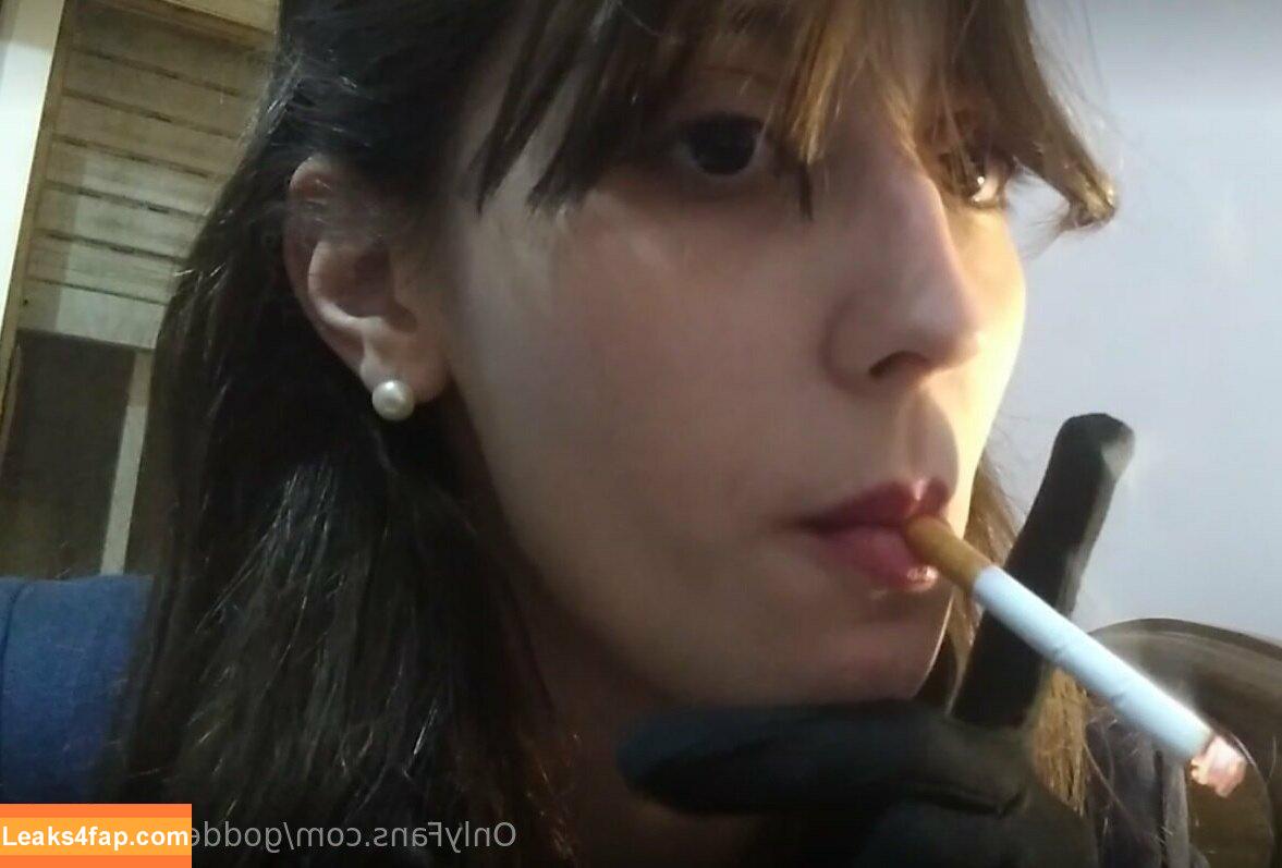 goddessofsmoke / goddess__of__smoke leaked photo photo #0021