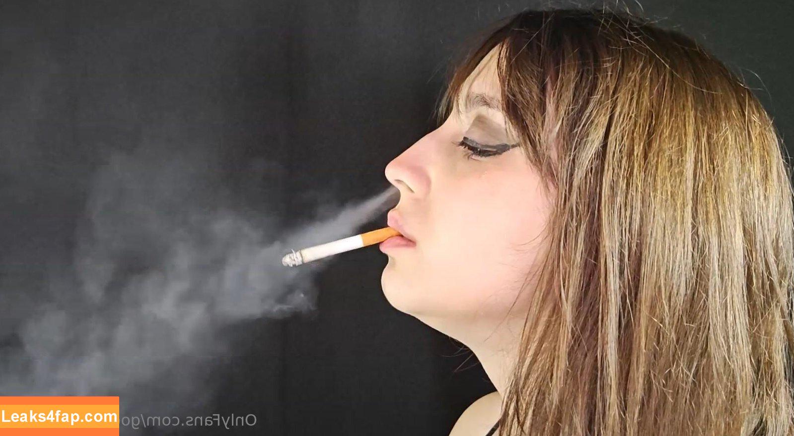 goddessofsmoke / goddess__of__smoke слитое фото фото #0048