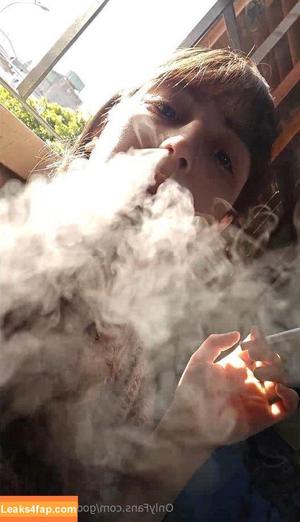 goddessofsmoke photo #0029