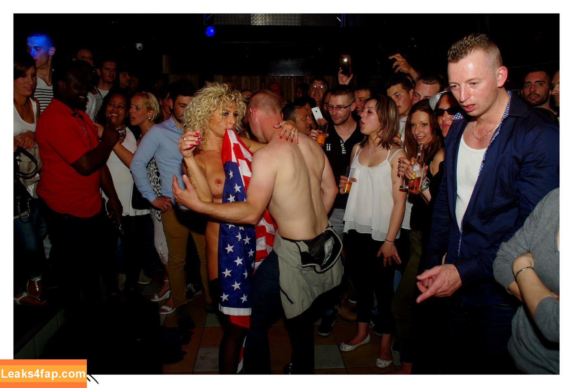 Gogo Stripper / gogo.striper / mogogogo / private show / show in club leaked photo photo #0017