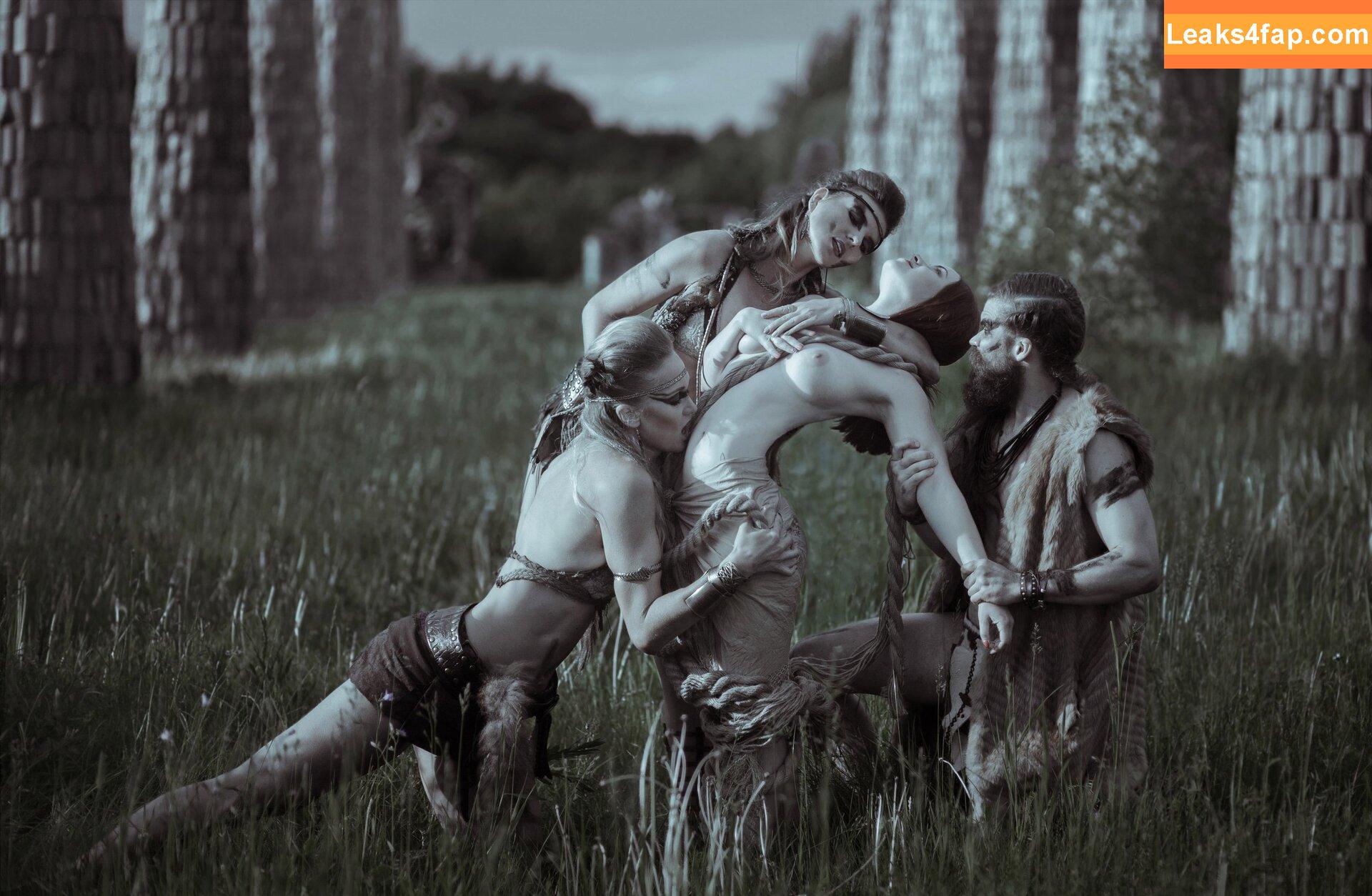 Gogo Stripper / gogo.striper / mogogogo / private show / show in club leaked photo photo #0533