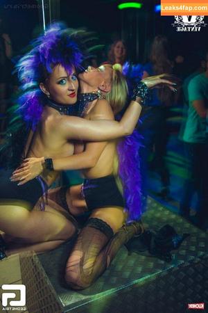 Gogo Stripper photo #0125