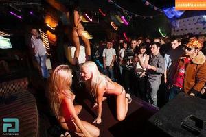 Gogo Stripper photo #0421