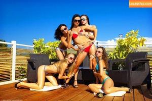 Gogo Stripper photo #0565