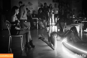 Gogo Stripper photo #0953