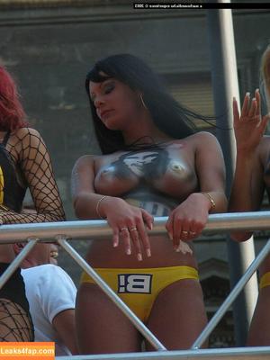 Gogo Stripper photo #1100