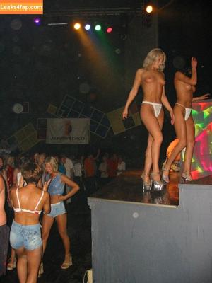 Gogo Stripper photo #1188