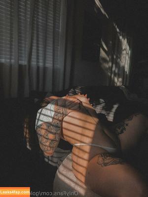 goldenhourgal photo #0034