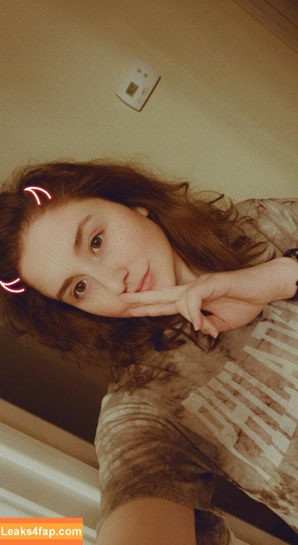 GoldenLaurel / goldenlaurelpiercing leaked photo photo #0005