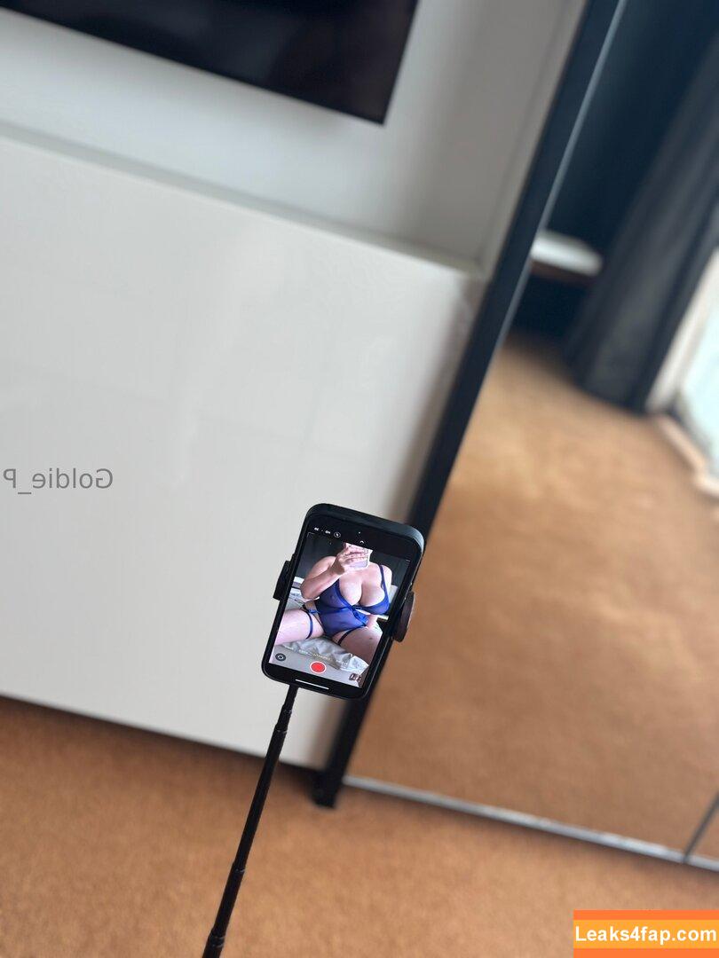 goldie_p /  leaked photo photo #0035