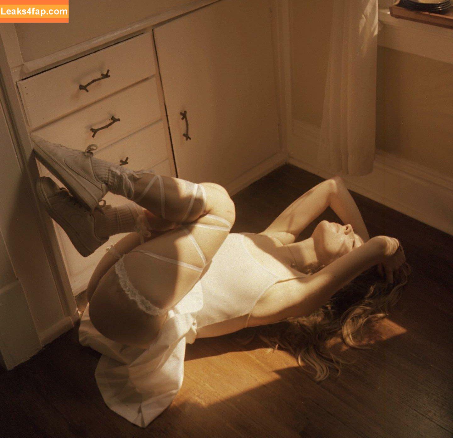 goldiegoat / Lolathefae leaked photo photo #0016