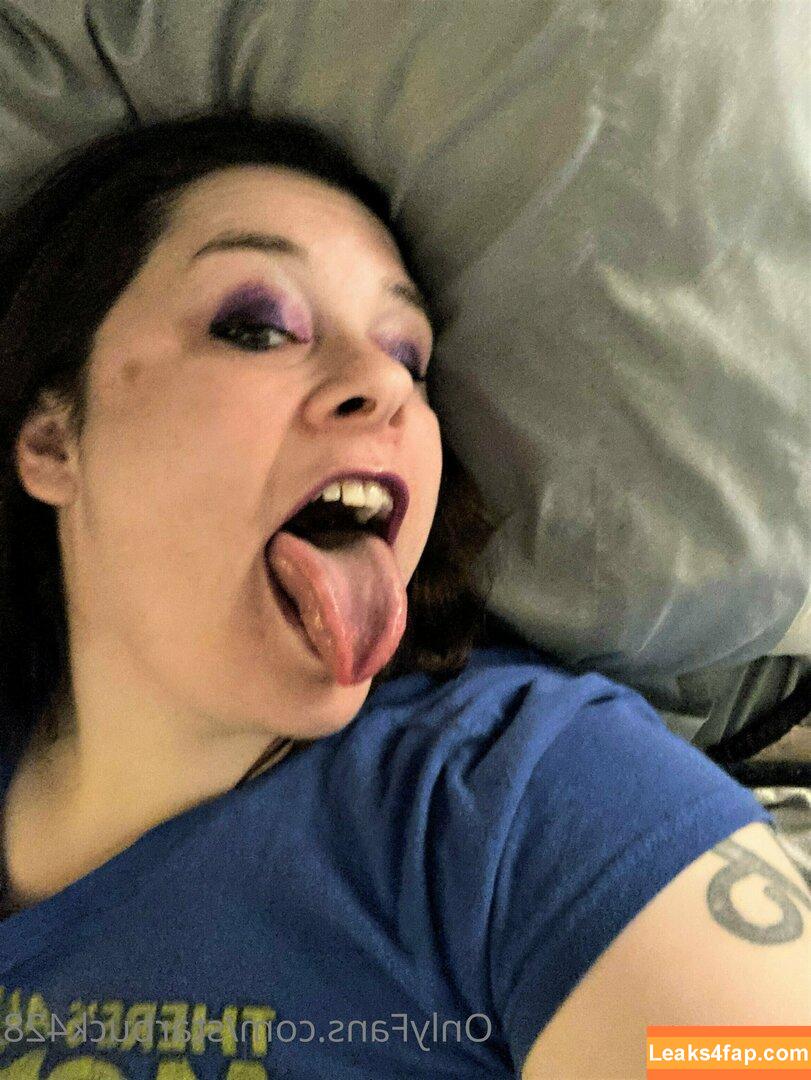 goodgirlgiggles /  leaked photo photo #0046