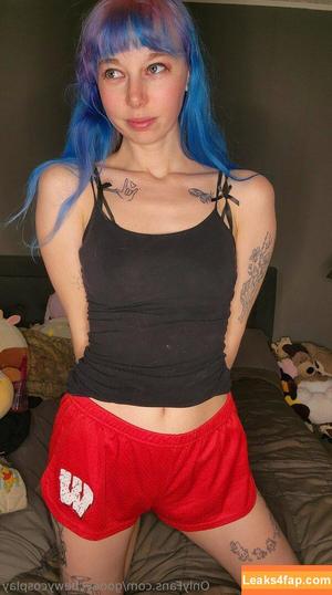 gooeychewycosplay photo #0156
