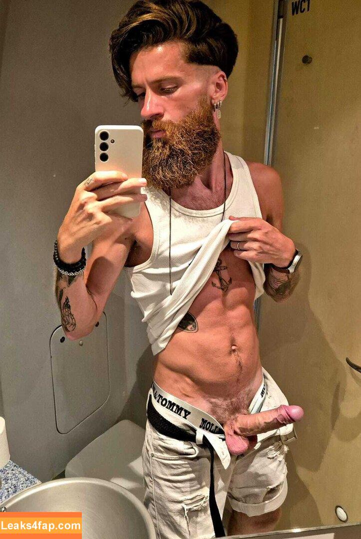 gordon_sam / sam_gordon_ leaked photo photo #0003