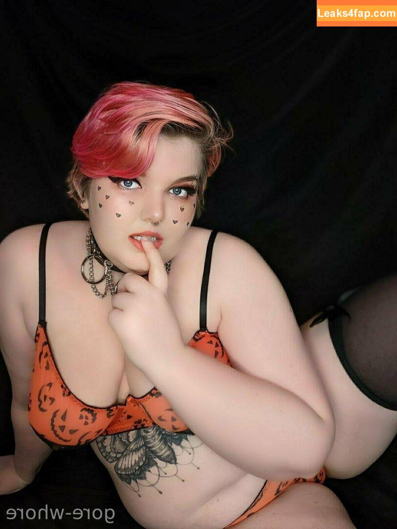 gore-whore / oxalyssamarie leaked photo photo #0217